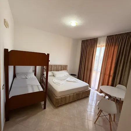 Bregu I Detit 酒店