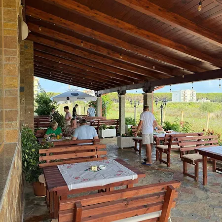 Bregu I Detit 3* 斯比勒