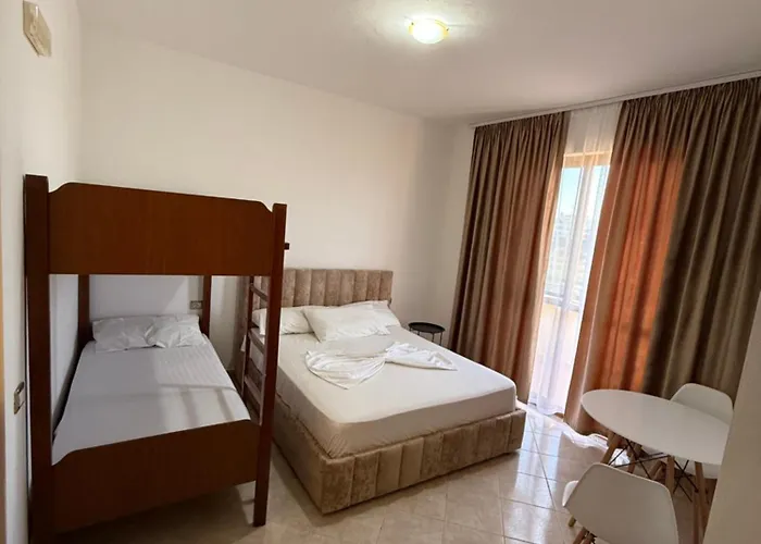 Bregu I Detit 酒店